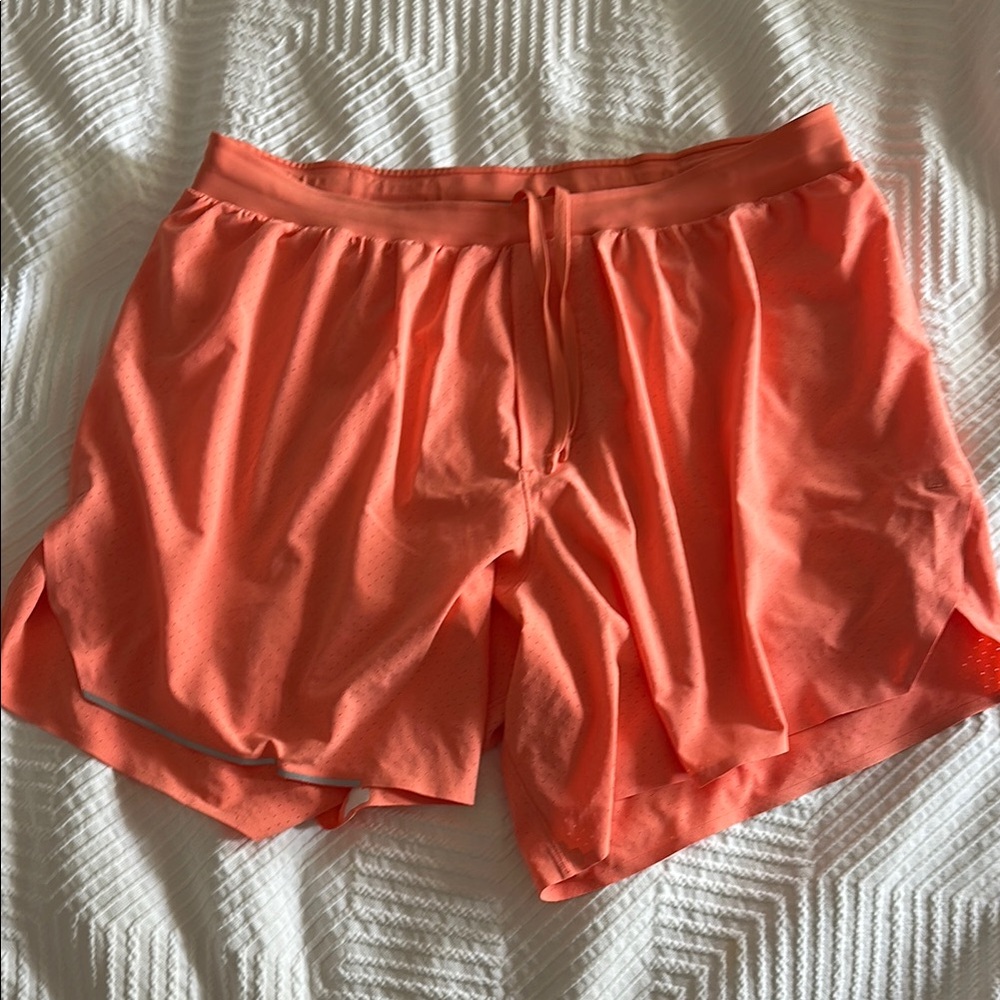Men’s Lululemon Coral Fast and Free Lined Short 6” - Large